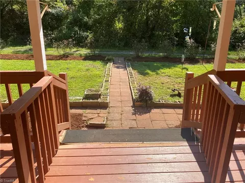 263 Ward St, Roaring River, NC 28669 photo 10