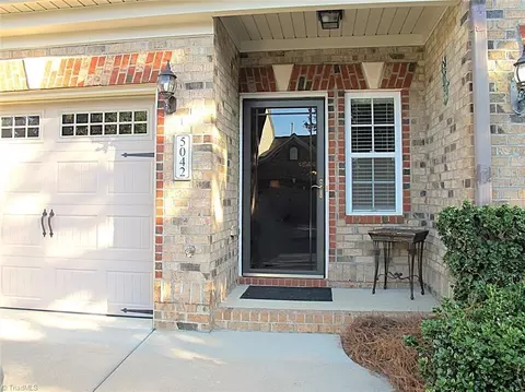 5042 Wyngate Village Dr, Winston Salem, NC 27103