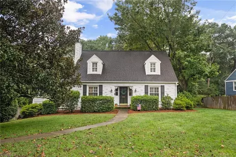 2520 Robinhood Rd, Winston Salem, NC 27106