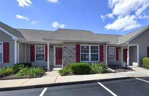 104 Gordon Terrace Rd, Kernersville, NC 27284
