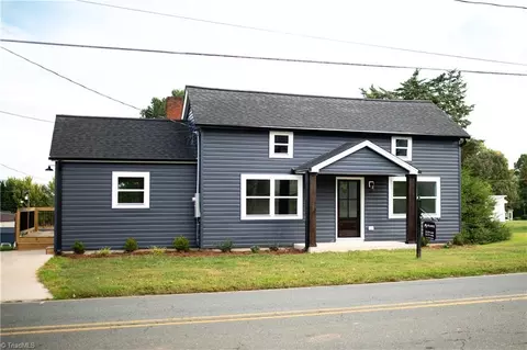 301 Dalton Rd E, King, NC 27021