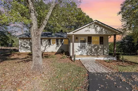 150 Witt St, Mount Airy, NC 27030