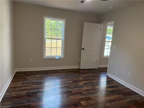 Bedroom - 5045 Lake Darr Rd, Trinity, NC 27370 photo 2 of 4