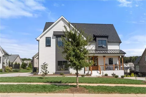 402 Brookberry Farm Cir, Winston Salem, NC 27106