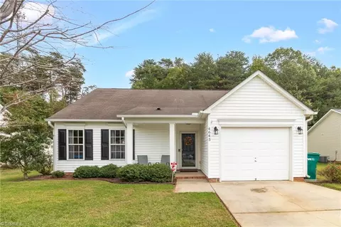 4645 Carlton Ct, Walkertown, NC 27051