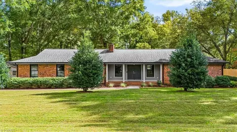3401 Brookfield Dr, Greensboro, NC 27410