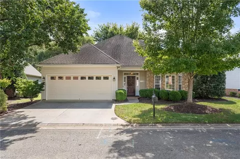 172 Brooks Landing Dr, Winston Salem, NC 27106