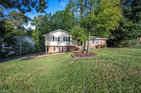1010 Cedar Holw, Lewisville, NC 27023