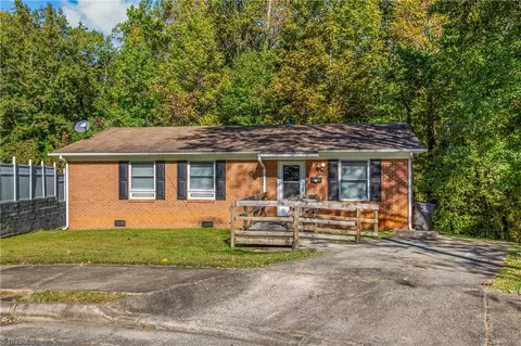 4915 Rumley Cir, Winston Salem, NC 27105