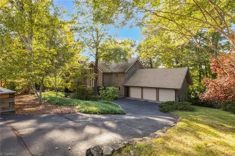 Exterior - 201 Cascade Dr, High Point, NC 27265 photo 11 of 11