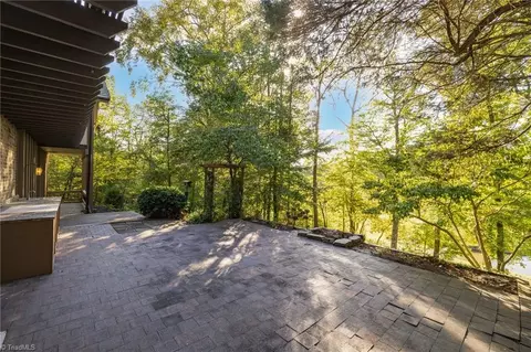 Exterior - 201 Cascade Dr, High Point, NC 27265 photo 8 of 11