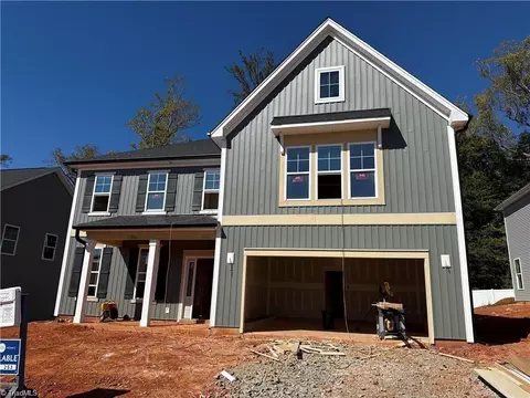737 Cinnamon Hill Dr, Winston Salem, NC 27106