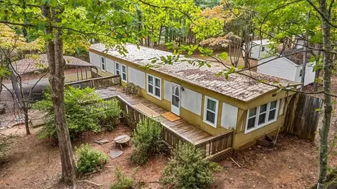858 Church Street Ext, Reidsville, NC 27320