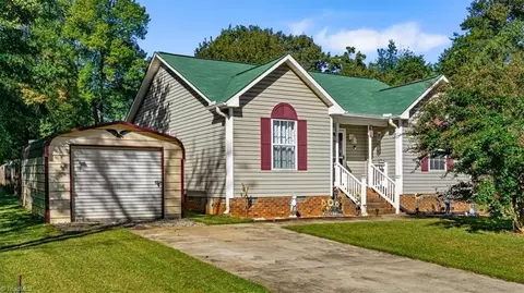 3256 Stockton St, Winston Salem, NC 27127