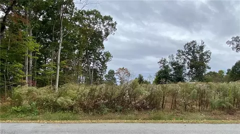 00 Oakland Ave, Mocksville, NC 27028