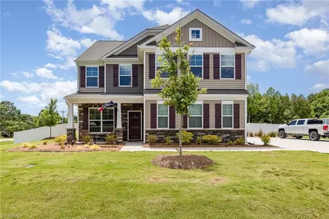 111 Park Place Cir, Winston Salem, NC 27107