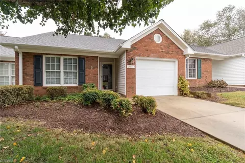 2816 Maple Ave #B, Burlington, NC 27215