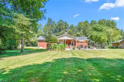 Exterior - 4161 Kynwood Dr, Trinity, NC 27370 photo 5 of 5