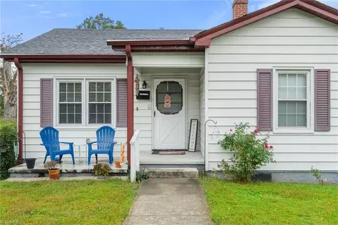 921 S Street St N, Mount Airy, NC 27030
