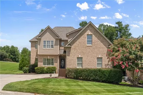 213 Red Hawk Ln, Winston Salem, NC 27107