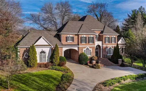 1021 Kent Mews Ct, Winston Salem, NC 27104