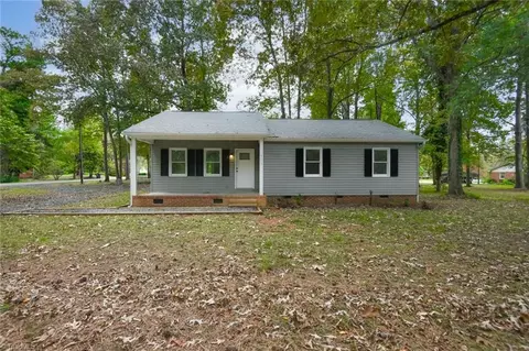 4610 Harwood Rd, Greensboro, NC 27406