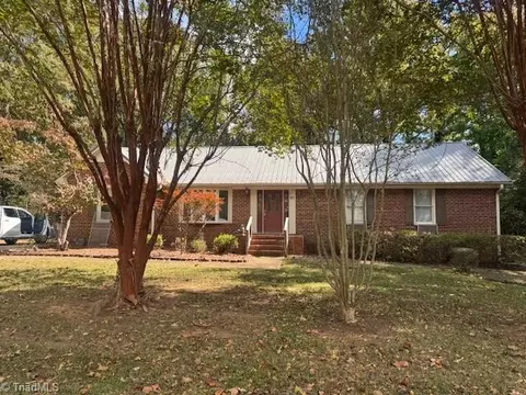 505 Quail Ln, Lexington, NC 27292