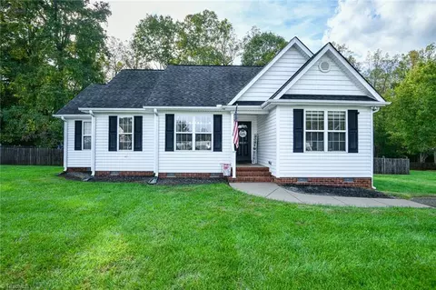 5817 Huffine Ridge Dr, Gibsonville, NC 27249