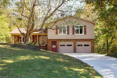 255 Pine Valley Rd, Thomasville, NC 27360
