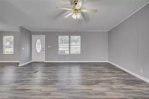 3181 Lark Dr, Denton, NC 27239 photo 4