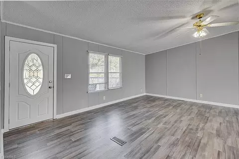 3181 Lark Dr, Denton, NC 27239 photo 3