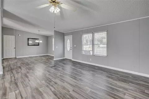 3181 Lark Dr, Denton, NC 27239 photo 5