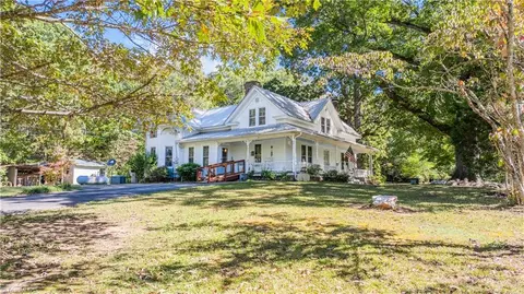 2967 Wayne White Rd, Climax, NC 27233