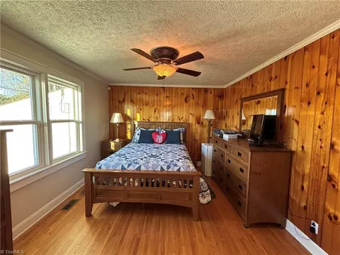 Bedroom - 470 Dobbins Mill Rd, Elkin, NC 28621 photo 6 of 7