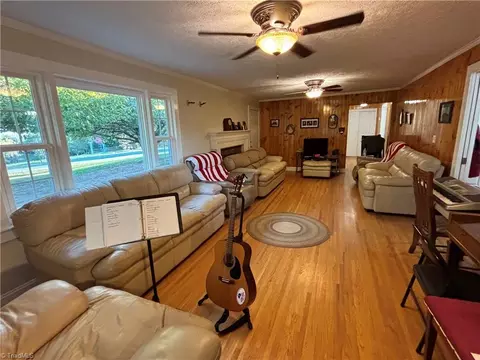 Living - 470 Dobbins Mill Rd, Elkin, NC 28621 photo 3 of 4