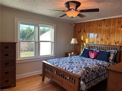 Bedroom - 470 Dobbins Mill Rd, Elkin, NC 28621 photo 5 of 7