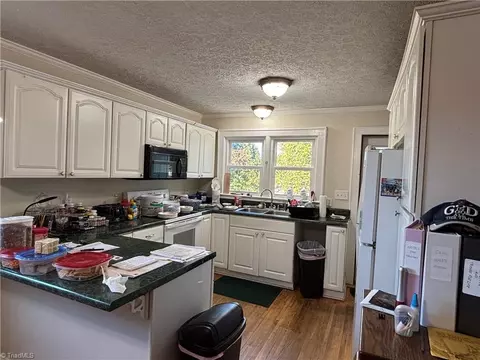 Kitchen - 470 Dobbins Mill Rd, Elkin, NC 28621 photo 1 of 3