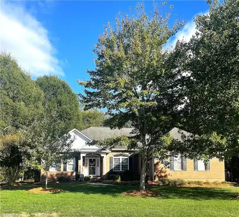 4139 Saint Johns St, High Point, NC 27265