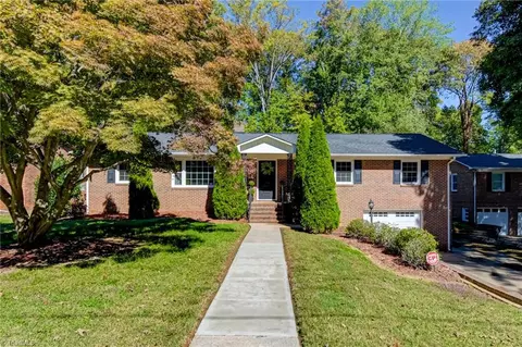 2941 Northbridge Rd, Winston Salem, NC 27103