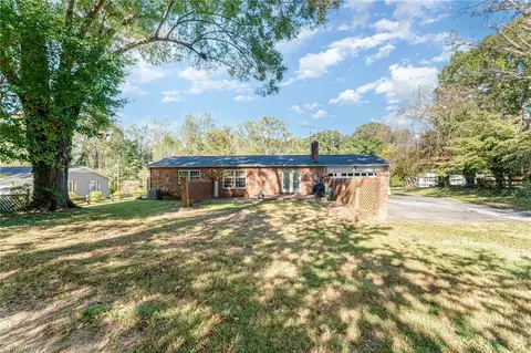Exterior - 1920 Echo Trl, Pfafftown, NC 27040 photo 5 of 6