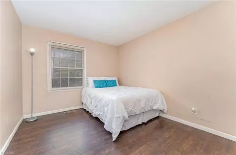 Bedroom - 1920 Echo Trl, Pfafftown, NC 27040 photo 3 of 5