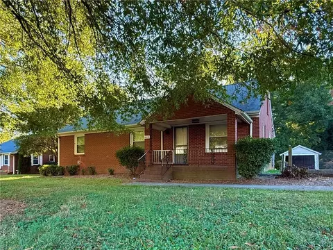 4410 Old Lexington Rd, Winston Salem, NC 27107