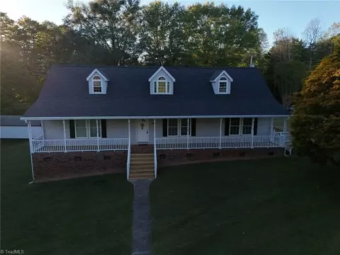 2367 Traphill Union Rd, Traphill, NC 28685