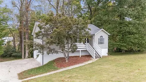 Exterior - 18 Candlestick Dr, Thomasville, NC 27360 photo 2 of 9