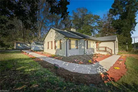 4701 N Us Highway 220, Summerfield, NC 27358