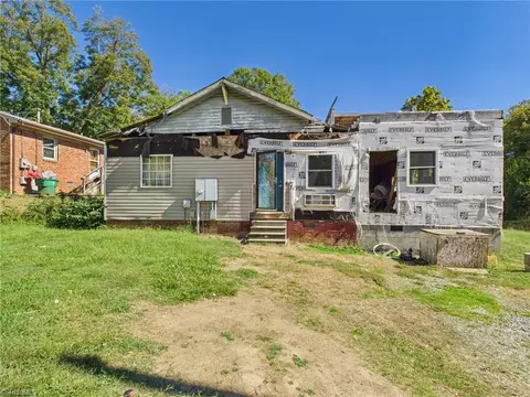 1307 Tipton St, High Point, NC 27262