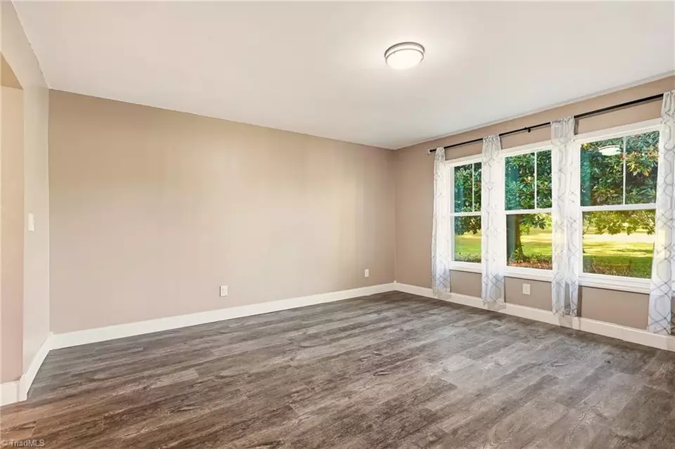 Living - 1040 Beckham Rd, Salisbury, NC 28147 photo 3 of 3