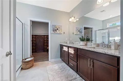 Entry Way - 5309 Quartz Ave, Clemmons, NC 27012 photo 5 of 10