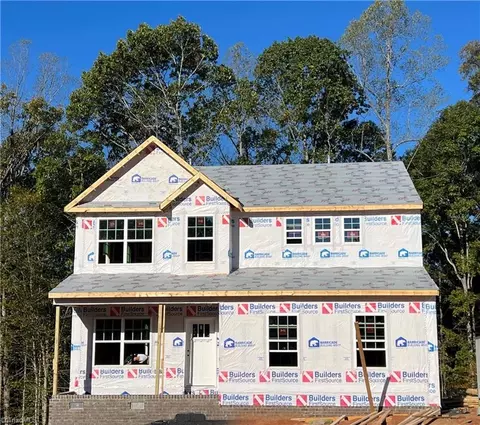 5105 Logos Dr #23, Stokesdale, NC 27357