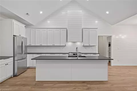 Kitchen - 151 Rimrock Rd, Harmony, NC 28634 photo 1 of 5
